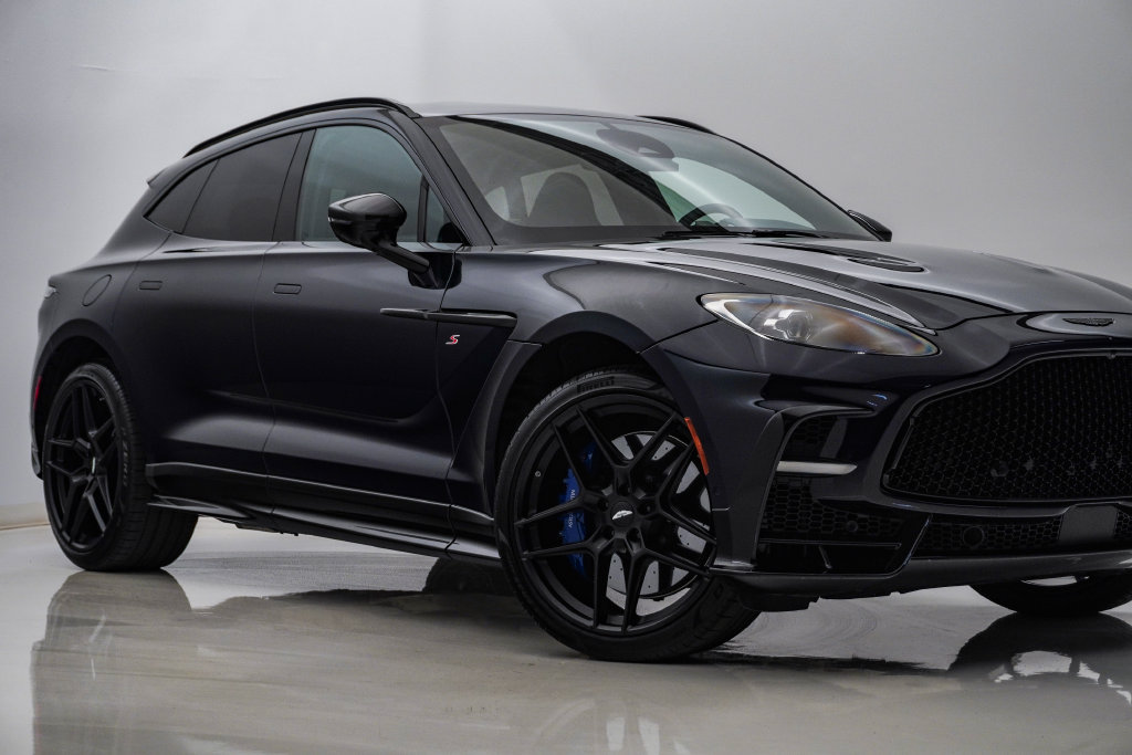 Used 2026 Aston Martin DBX 707 AWD/4WD image 2