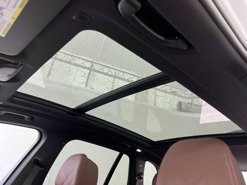 Used 2026 BMW X5 xDrive40i image 16