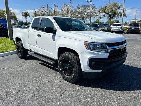 Used 2022 Chevrolet Colorado W/T w/ WT Convenience Package image 4