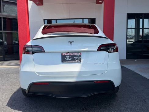 Used 2023 Tesla Model Y Long Range AWD/4WD image 6