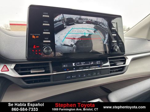 Used 2024 Toyota Sienna LE image 24
