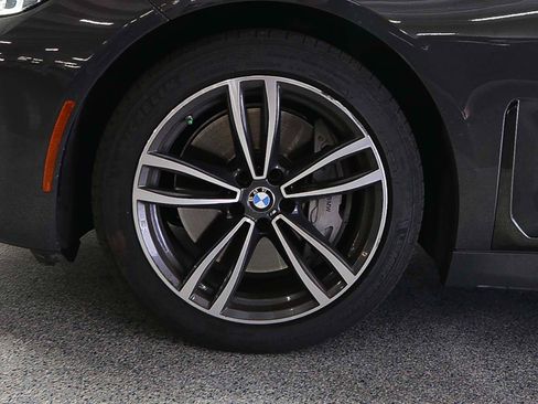 Used 2020 BMW 750i xDrive w/ Executive Package AWD/4WD image 5