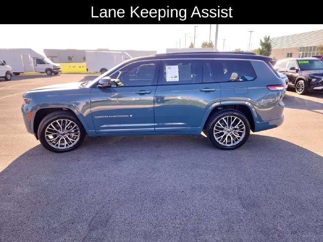 Used 2026 Jeep Grand Cherokee L Summit AWD/4WD image 4