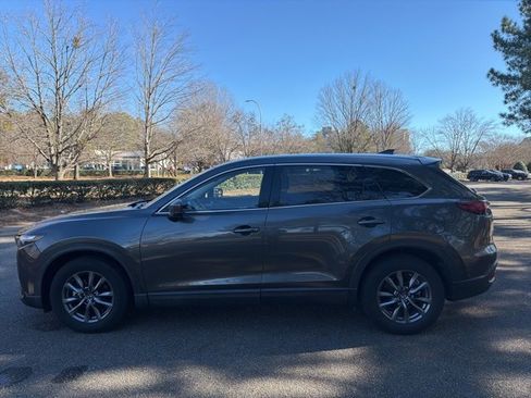 Used 2022 MAZDA CX-9 Touring image 1