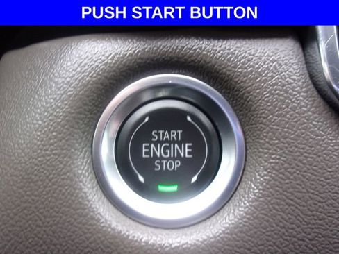 Used 2024 Chevrolet Colorado ZR2 w/ ZR2 Convenience Package III AWD/4WD image 4