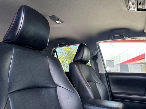 Used 2015 Toyota 4Runner TRD Pro AWD/4WD image 18