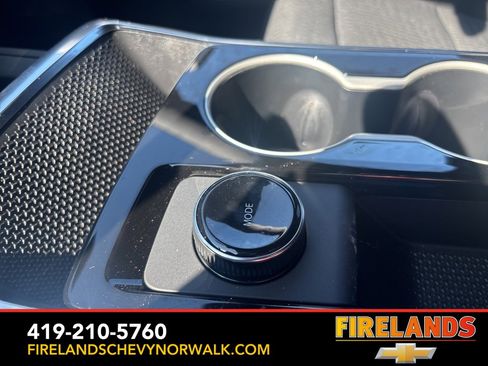 New 2026 Chevrolet Equinox LT w/ LPO, Floor Liner Package image 23