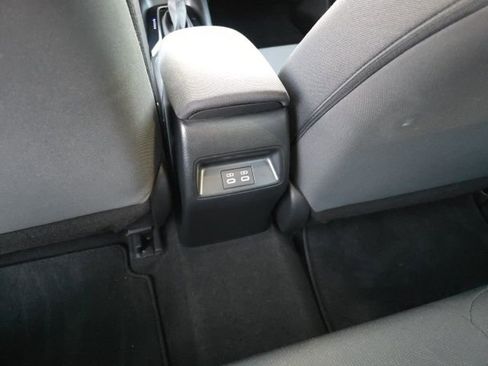 Used 2024 Toyota Corolla LE image 17