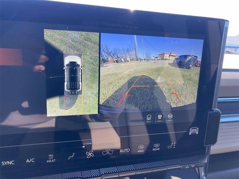 New 2026 GMC Hummer EV SUV image 19