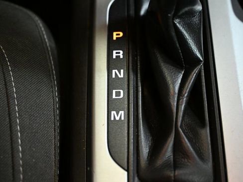 Used 2016 Chevrolet Colorado LT w/ LT Convenience Package image 31