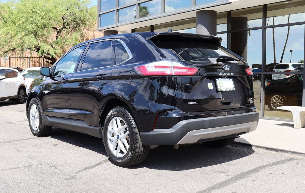 Used 2021 Ford Edge SEL w/ Cargo Accessory Package AWD/4WD image 9