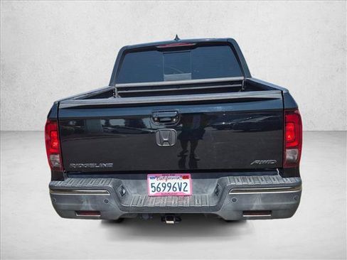 Certified 2017 Honda Ridgeline Black Edition image 7