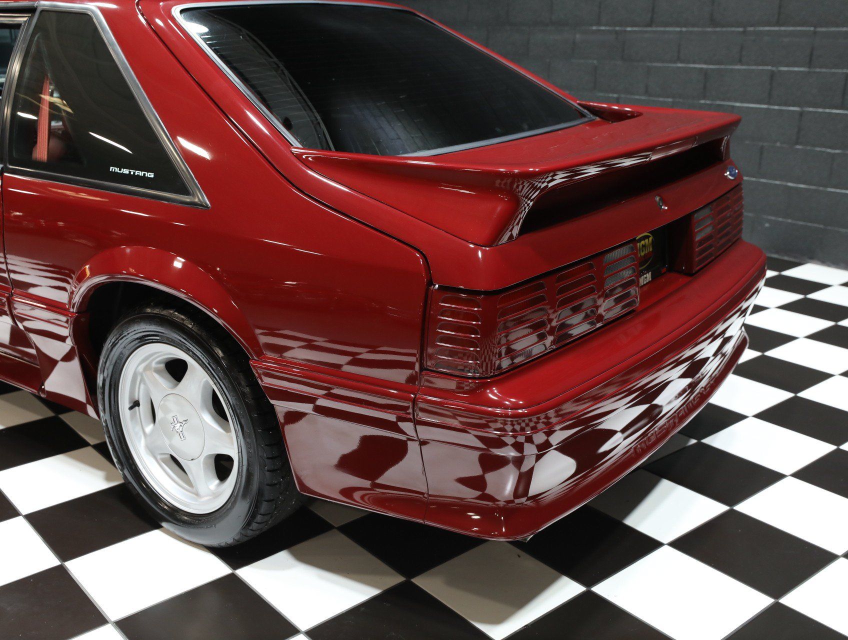 Used 1990 Ford Mustang GT RWD image 25
