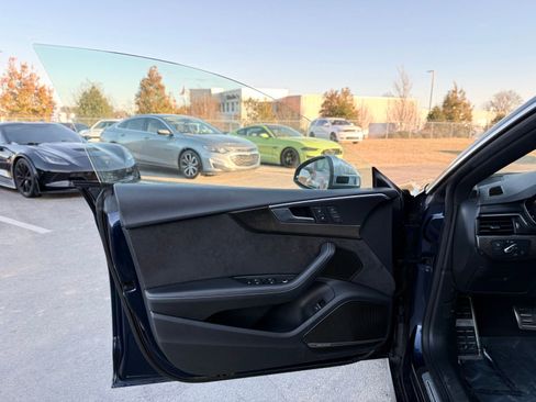 Used 2019 Audi S5 Premium Plus w/ Premium Plus image 14