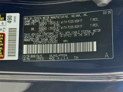 Certified 2026 Toyota Sienna XLE FWD image 35