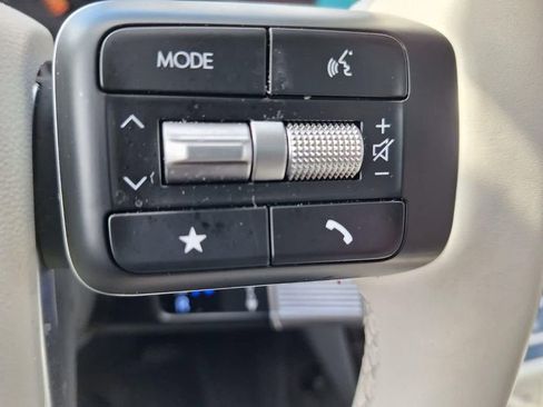 Used 2024 Hyundai Santa Fe SE image 14