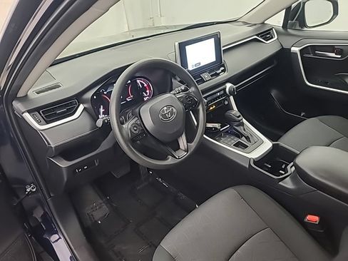 Used 2025 Toyota RAV4 XLE AWD/4WD image 24