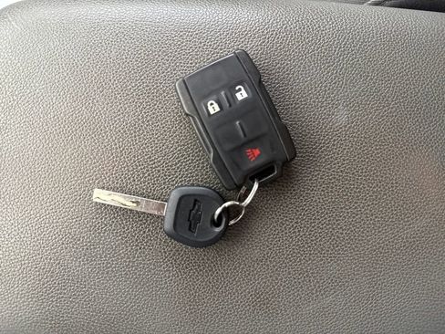 Used 2022 Chevrolet Colorado W/T w/ WT Convenience Package image 32