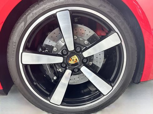 Certified 2021 Porsche 911 AWD/4WD image 27