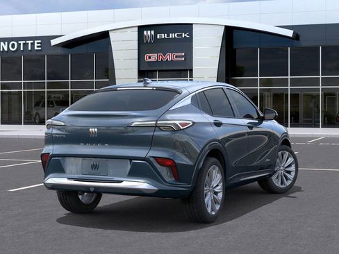 New 2026 Buick Envista Avenir image 4