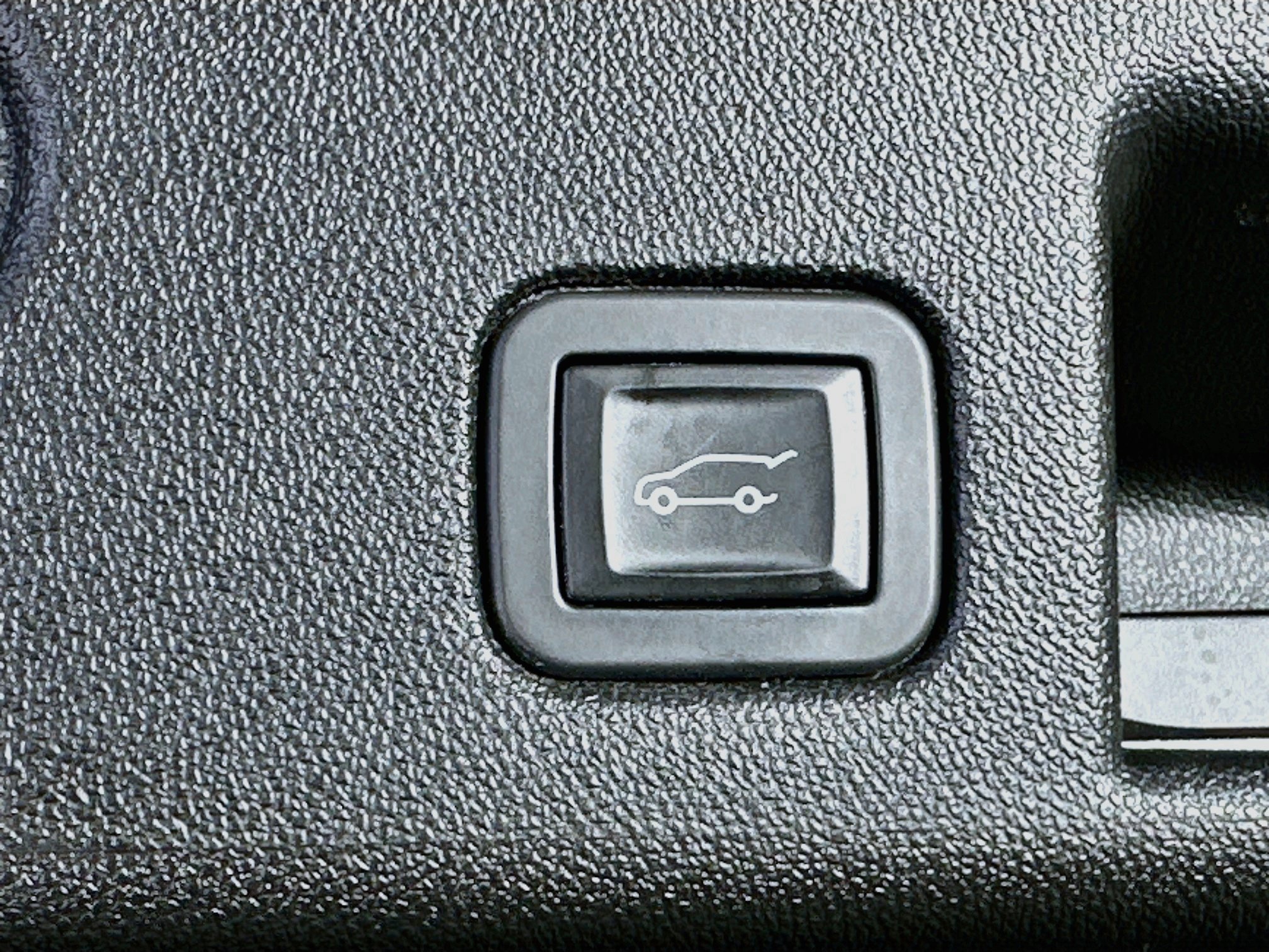 Used 2019 Chevrolet Equinox LT FWD image 28
