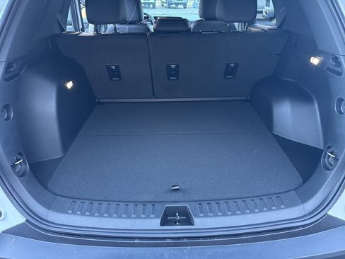 New 2026 Chevrolet Equinox LT image 12