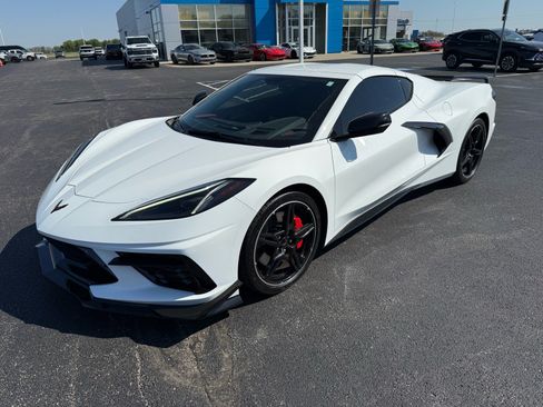 Used 2020 Chevrolet Corvette Stingray Preferred Cpe w/ 2LT Preferred Equipment Group RWD image 31