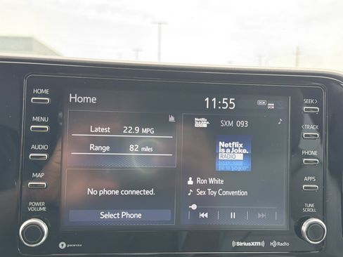 Used 2022 Toyota Highlander XLE AWD/4WD image 22