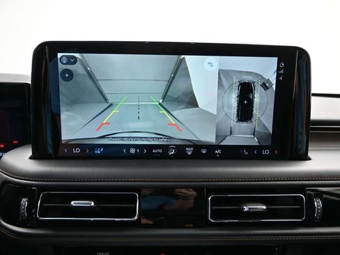 New 2025 Lincoln Aviator Reserve w/ Equipment Group 201A image 17