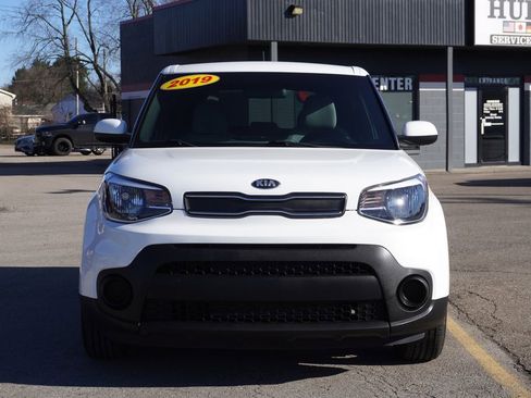 Used 2019 Kia Soul image 2
