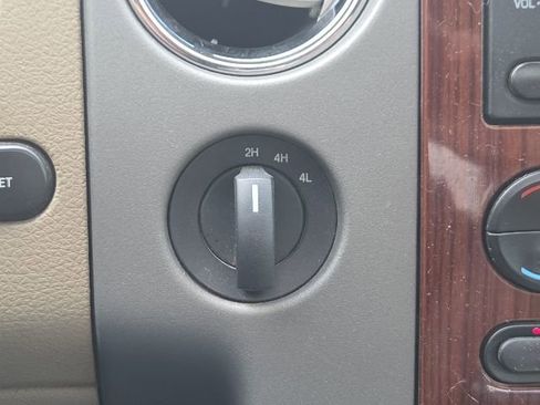 Used 2007 Ford F150 XLT AWD/4WD image 38