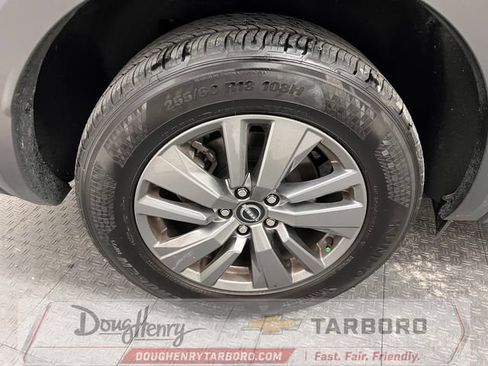 Used 2025 Nissan Pathfinder SV FWD image 17