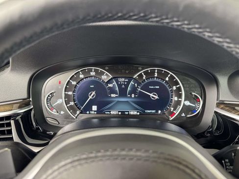 Used 2019 BMW 540i xDrive w/ M Sport Package AWD/4WD image 3