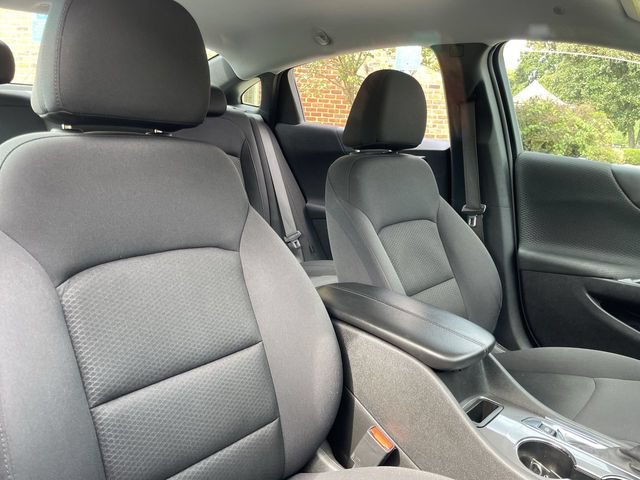 Certified 2025 Chevrolet Malibu LT FWD image 24