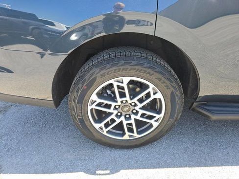 New 2025 Ford Expedition Active image 14
