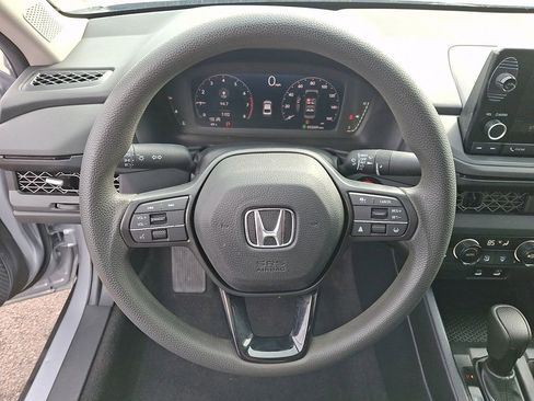 Used 2024 Honda Accord EX image 19