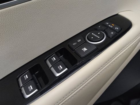 Used 2018 Kia Sorento SX FWD image 27