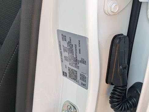 New 2026 GMC Canyon Elevation w/ Convenience Package image 32