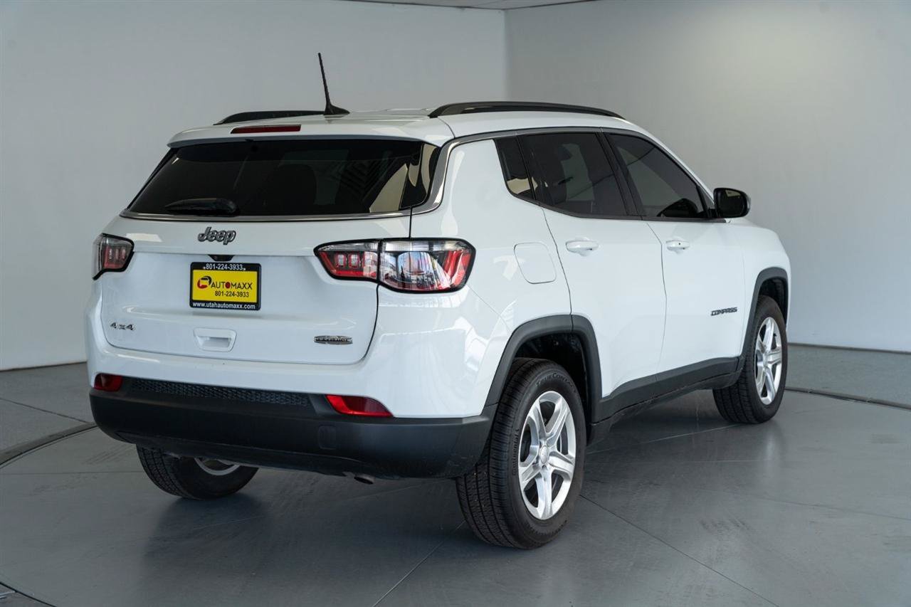Used 2023 Jeep Compass Latitude AWD/4WD image 6