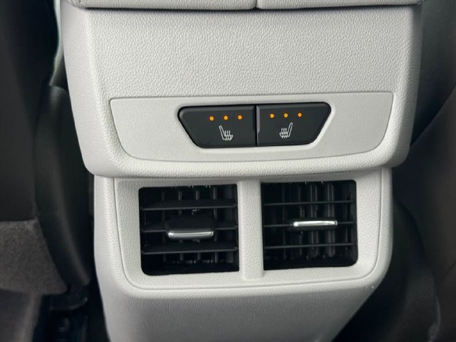 Used 2026 GMC Terrain Denali AWD/4WD image 14