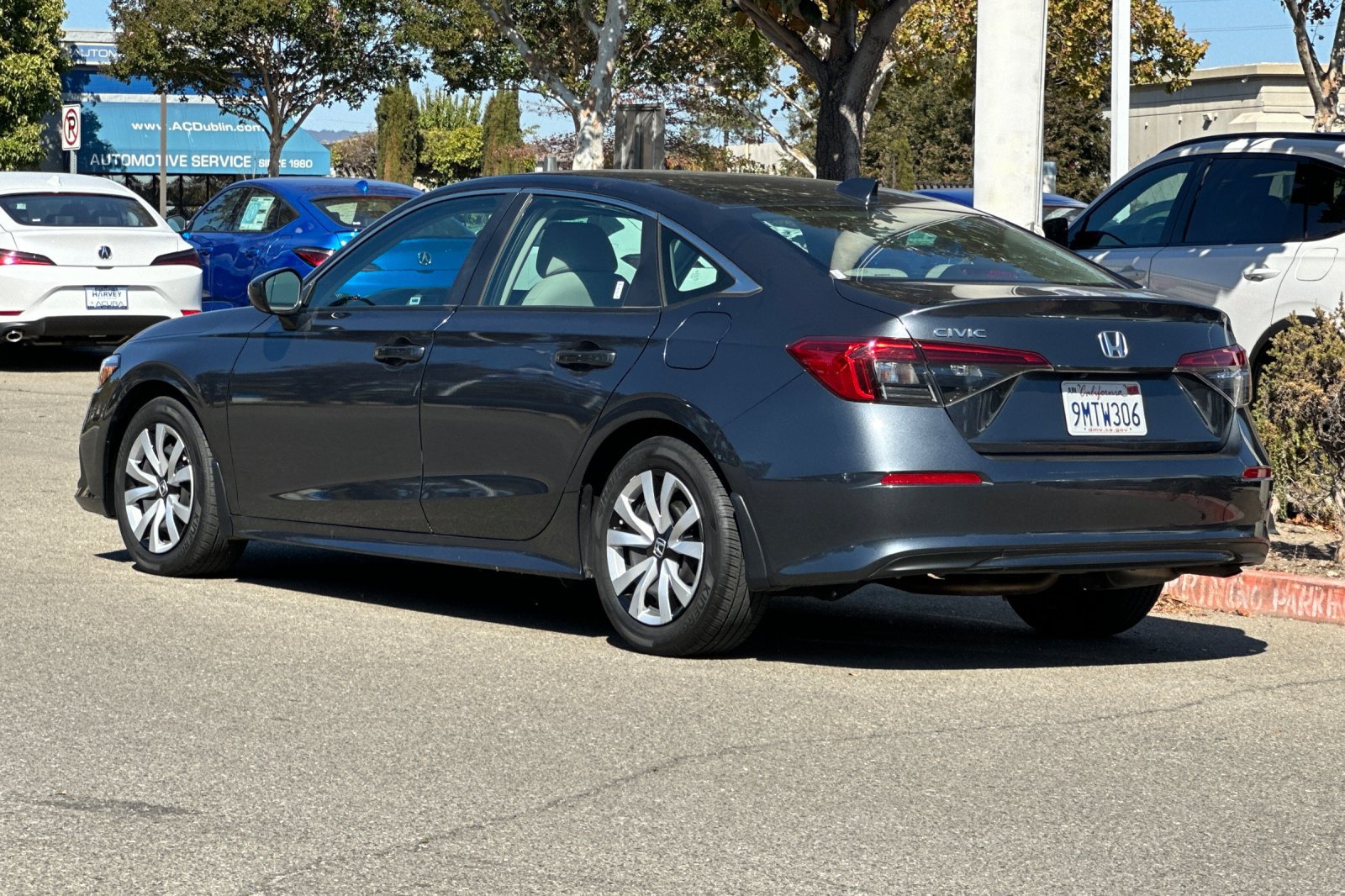 Used 2024 Honda Civic LX image 6