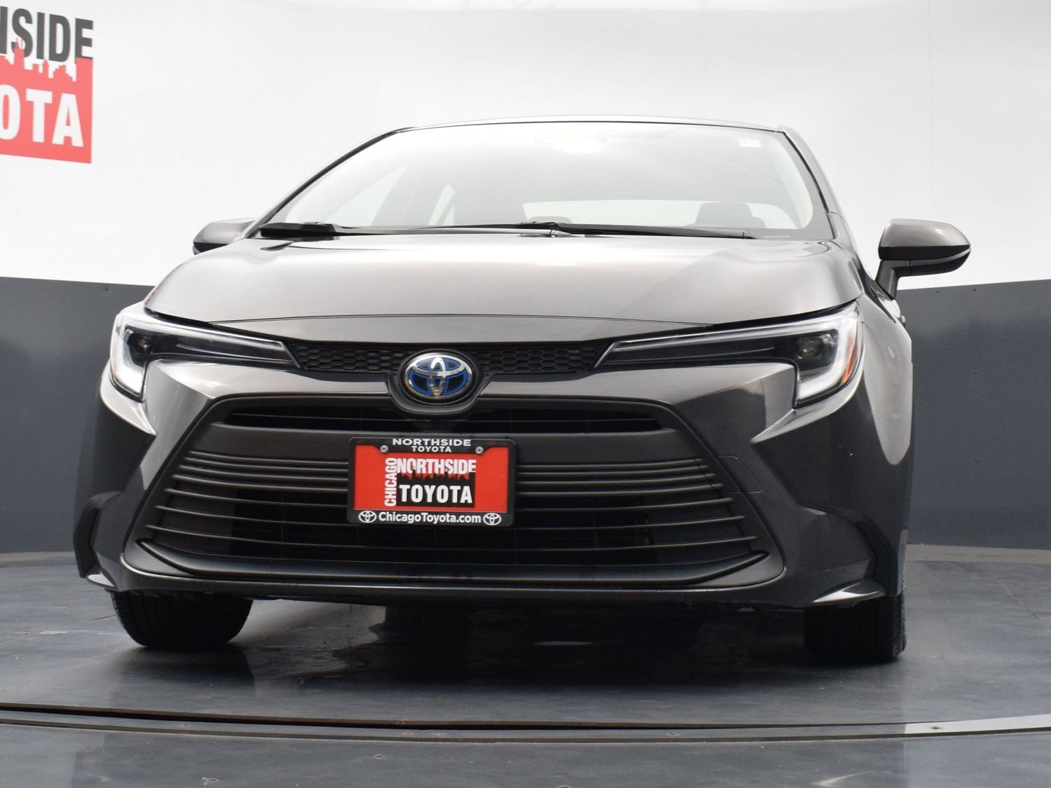 Used 2025 Toyota Corolla LE FWD image 29