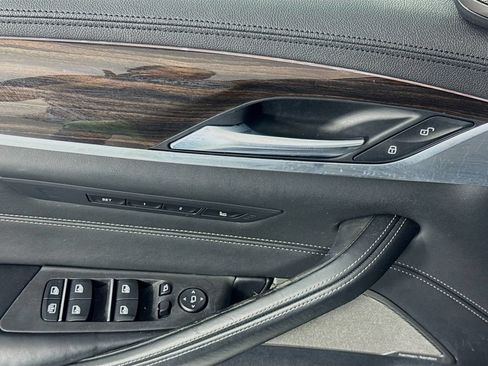 Used 2017 BMW 540i RWD image 23