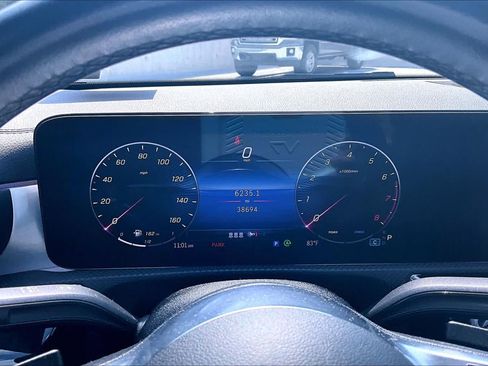 Used 2025 Mercedes-Benz CLA 250 4MATIC image 26