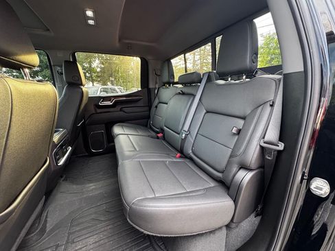 Used 2024 GMC Sierra 1500 Elevation w/ Elevation Premium Package AWD/4WD image 15