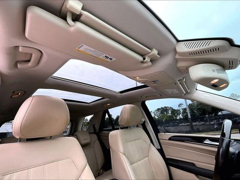 Certified 2016 Mercedes-Benz GLE 350 w/ Parking Assist Package image 14