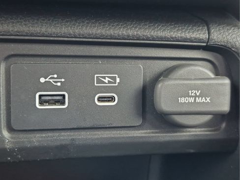 Certified 2023 Honda Pilot Touring image 25