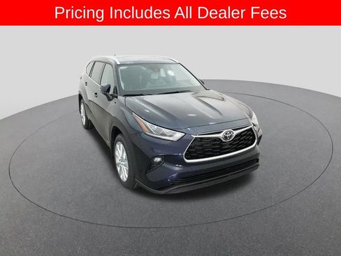 New 2026 Toyota Highlander Limited AWD/4WD image 14