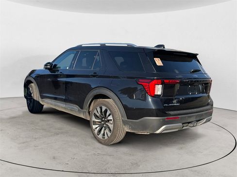 Certified 2025 Ford Explorer Platinum w/ LUX Leather Package image 3