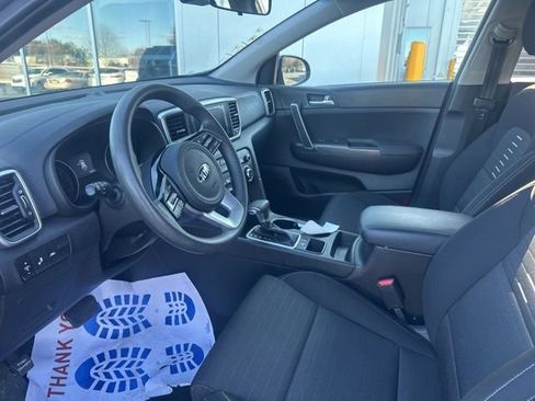 Used 2021 Kia Sportage LX w/ LX Fwd Popular Package image 6